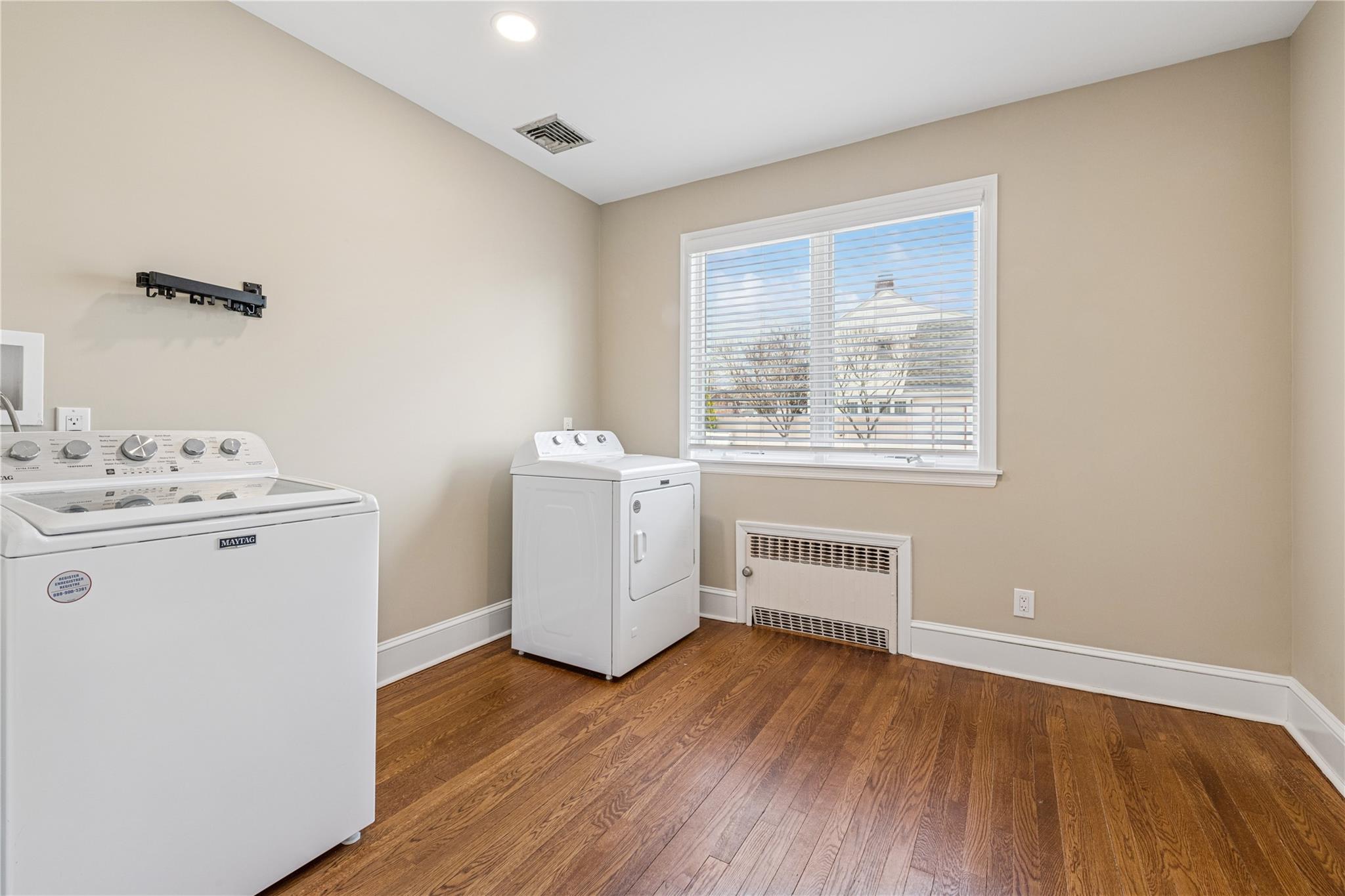363 Hempstead Avenue, Rockville Centre, New York image 34