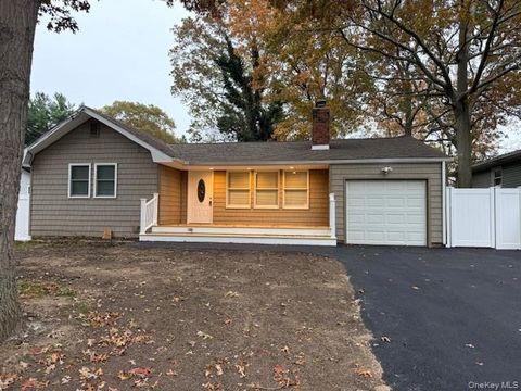 70 Patchogue Avenue, Mastic, NY 11950 - MLS#: 929864