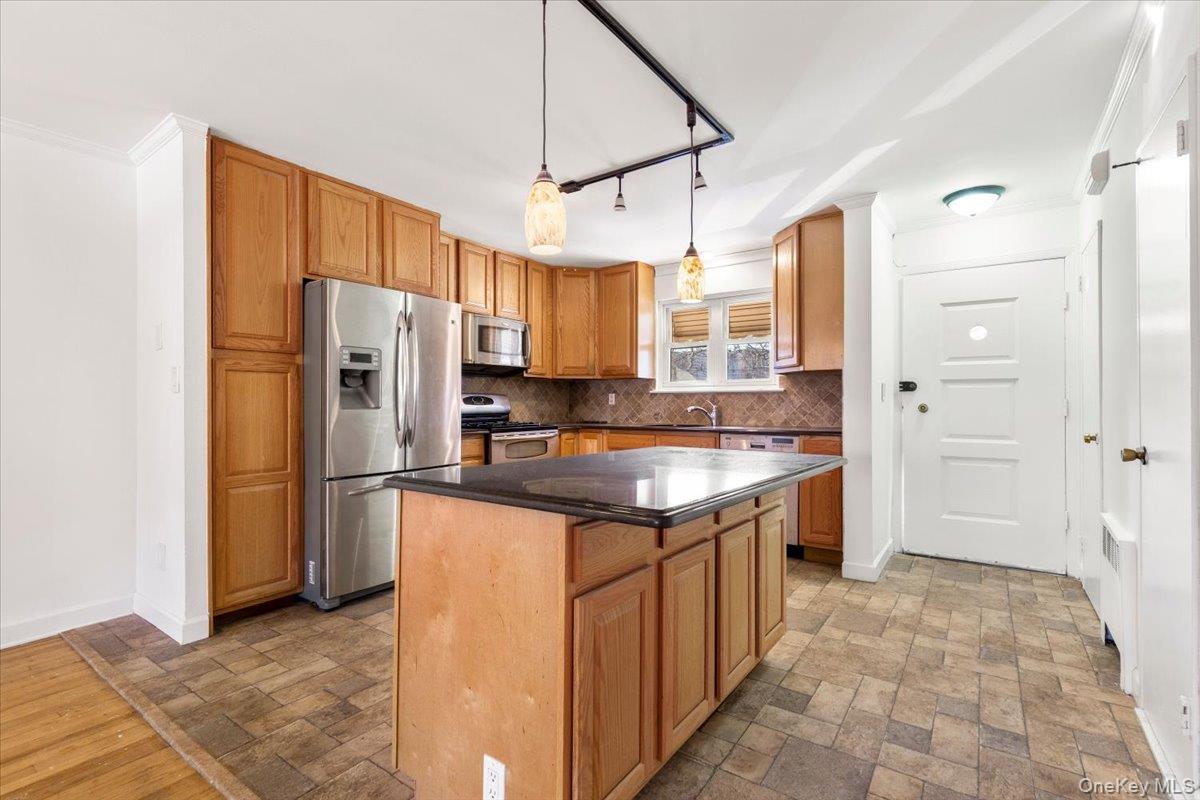 238 Throggs Neck Boulevard