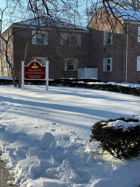 110-51 64th Road 25 Forest Hills NY 11375