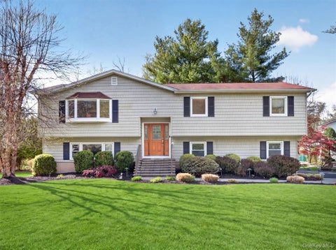 Homes For Sale - 18 Termakay Drive<br/> New City, NY 10956