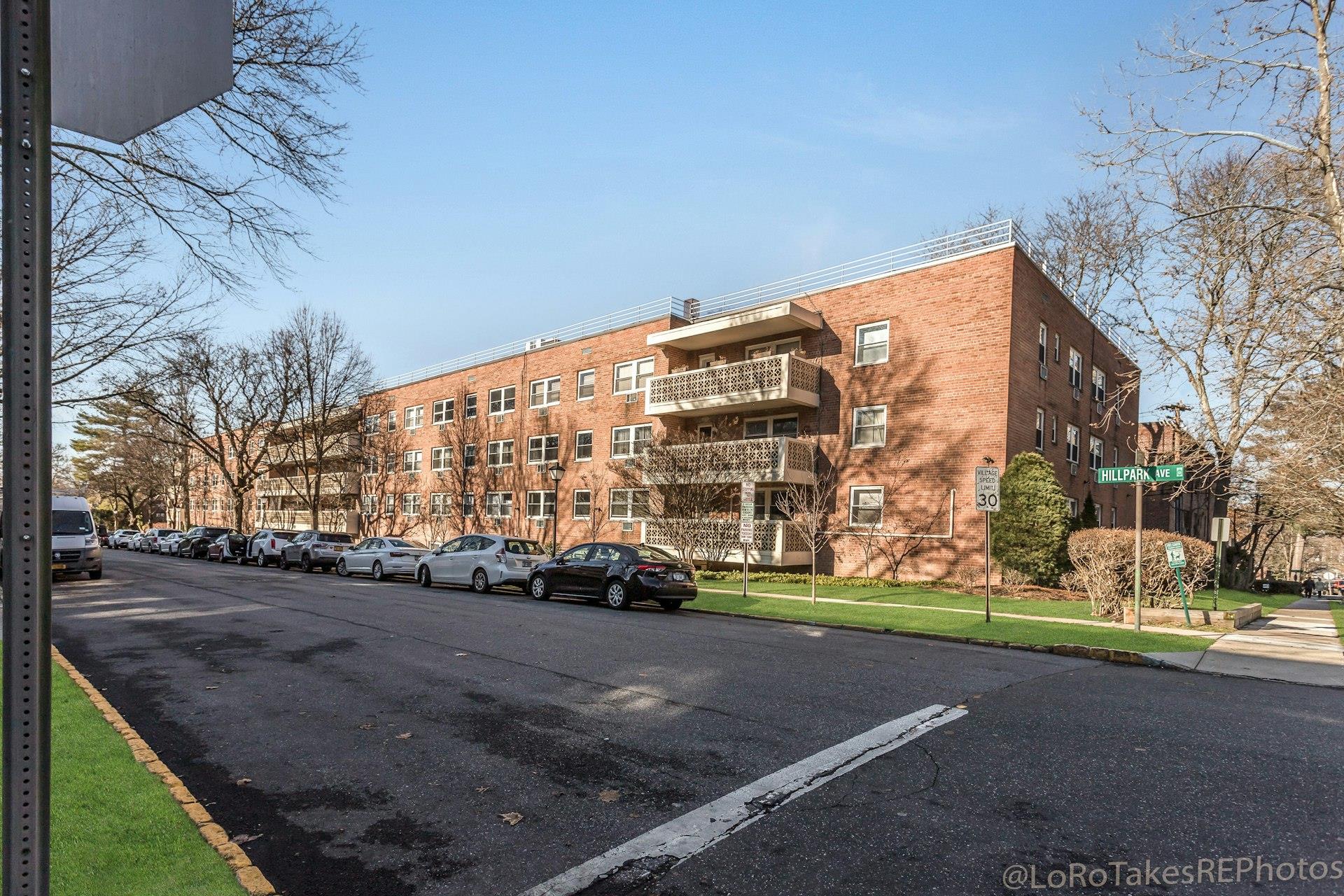 45 Hillpark Avenue #3E, Great Neck, New York image 14