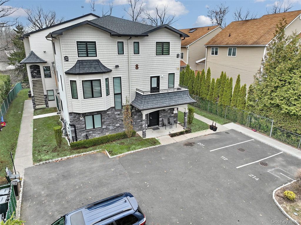 Photo of 8 Neil Road #213, Spring Valley, NY 10977 (MLS # 801773)
