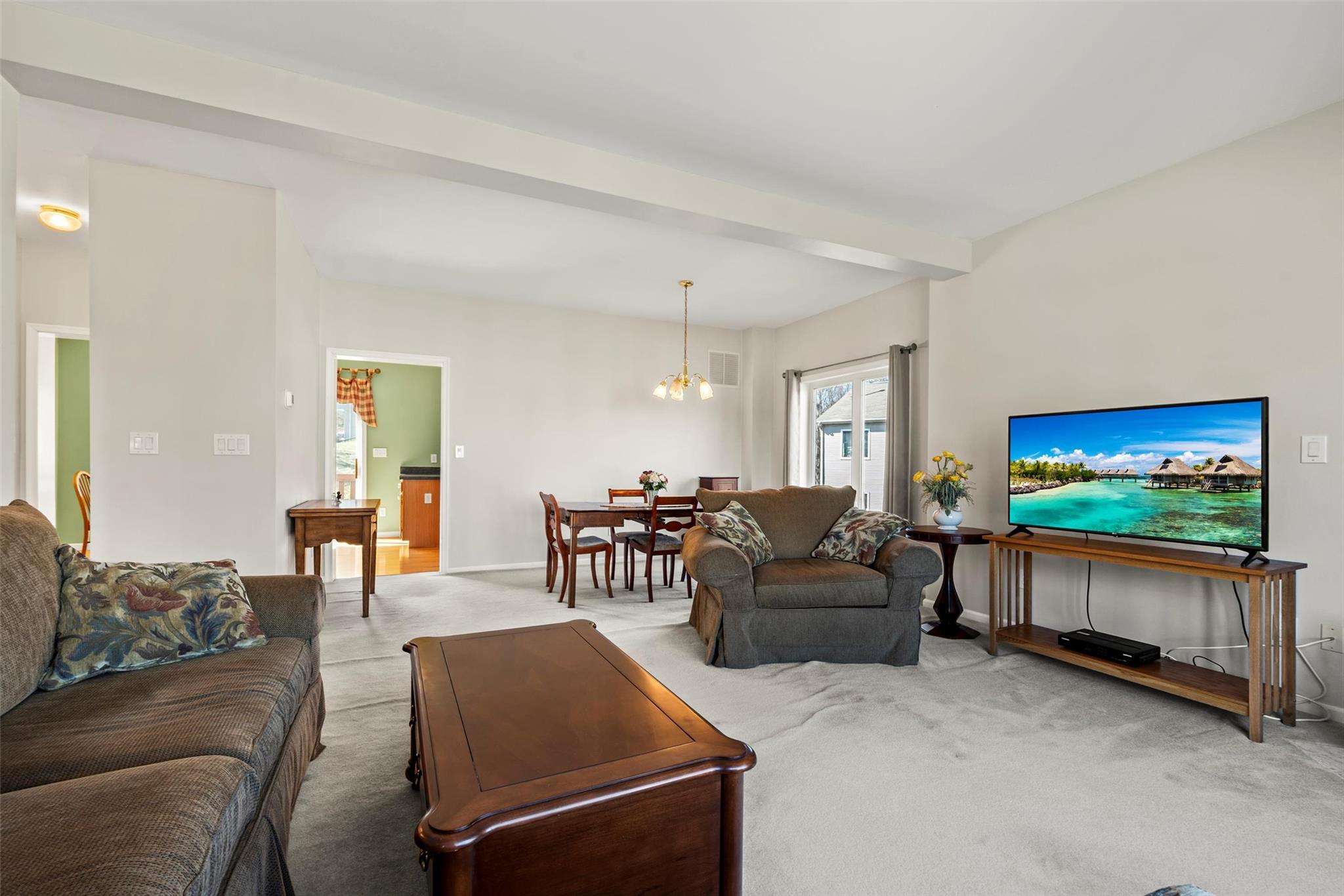 10 W Rockridge Drive, Highland Mills, Florida image 5