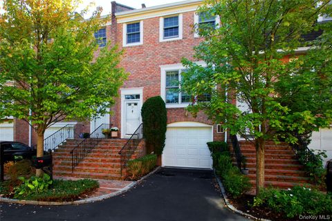 78 Marjorie Court Manhasset NY 11030