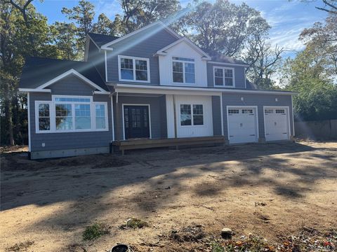 Photo of 4 Lotto Court, Lake Grove, NY 11755 (MLS # 925395)