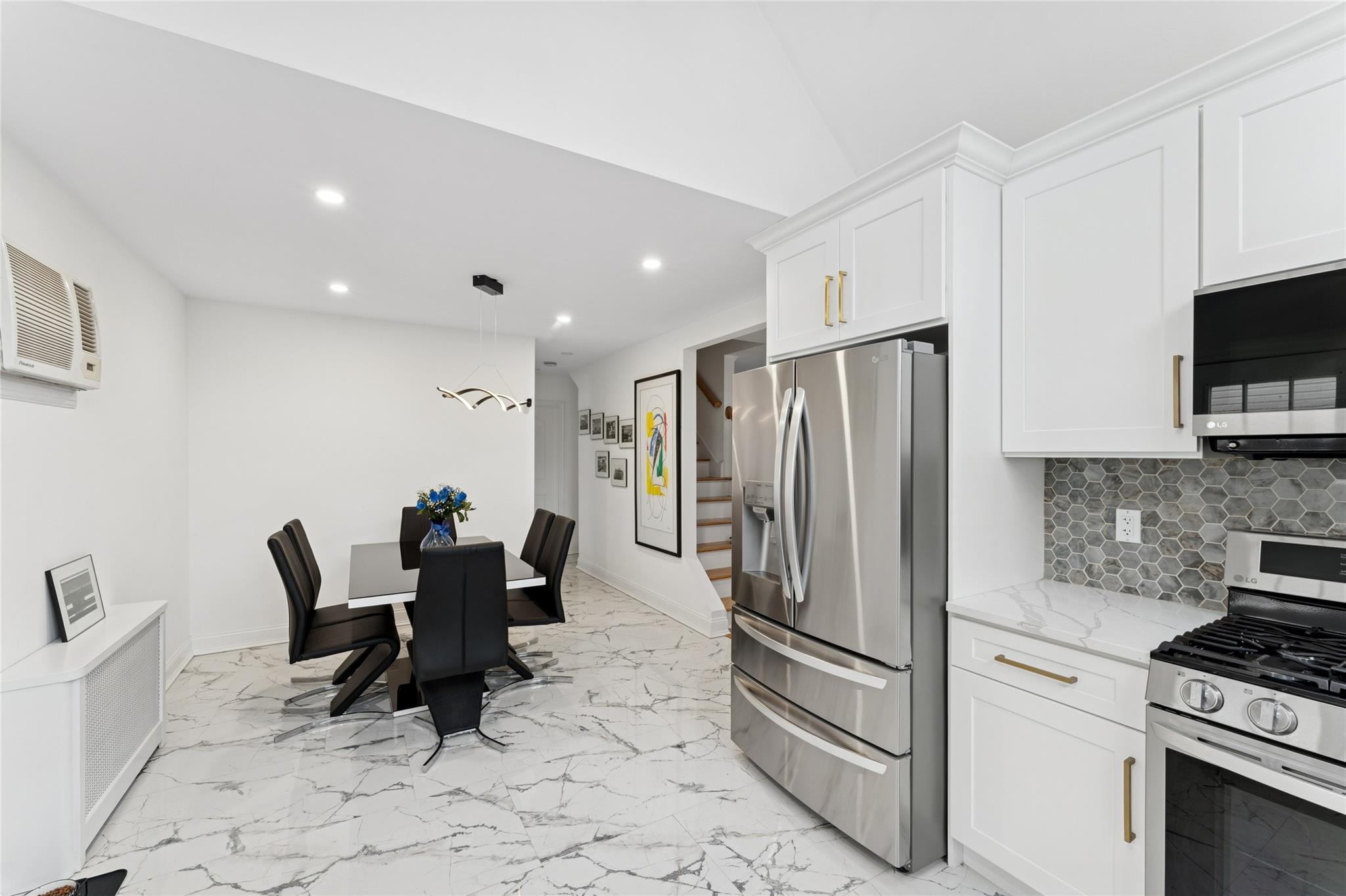 694 The Fenway, Baldwin, New York image 6