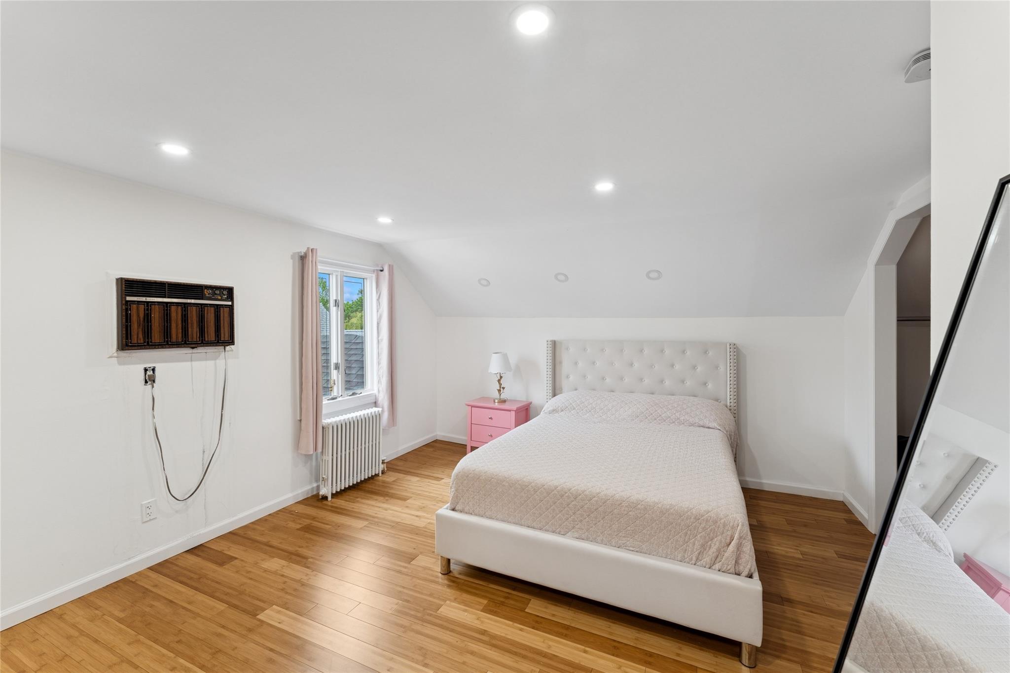 694 The Fenway, Baldwin, New York image 21