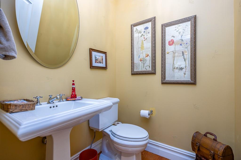 68 Michael Roberts Court, Pearl River, New York image 19