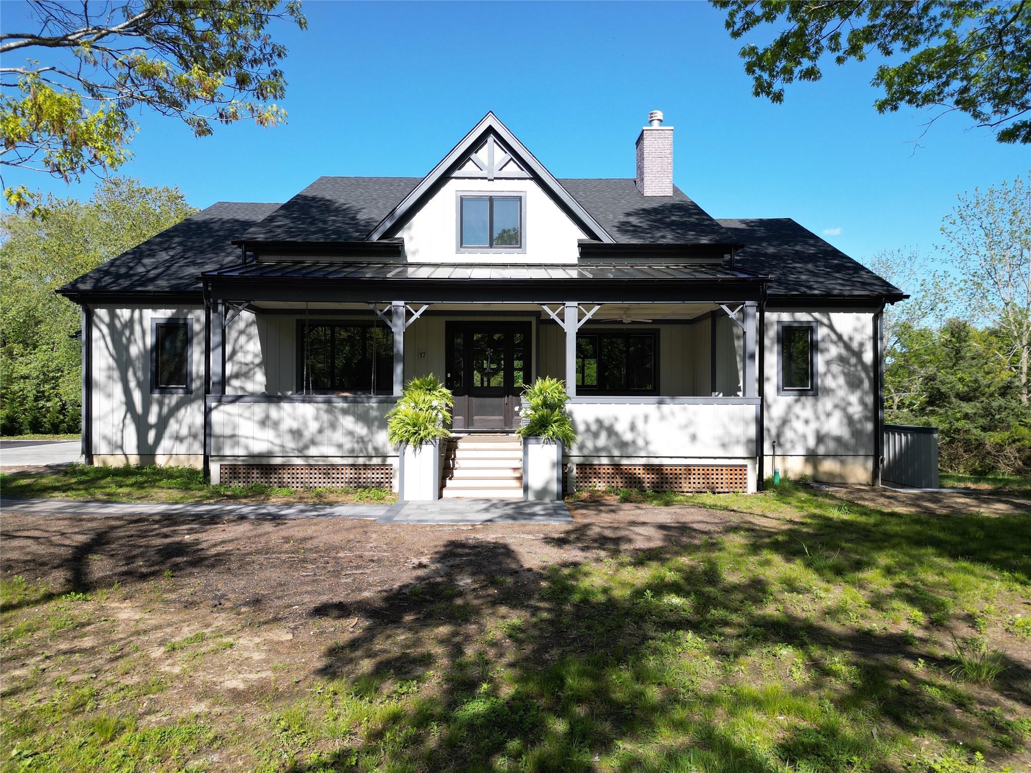 17 Moriches Avenue