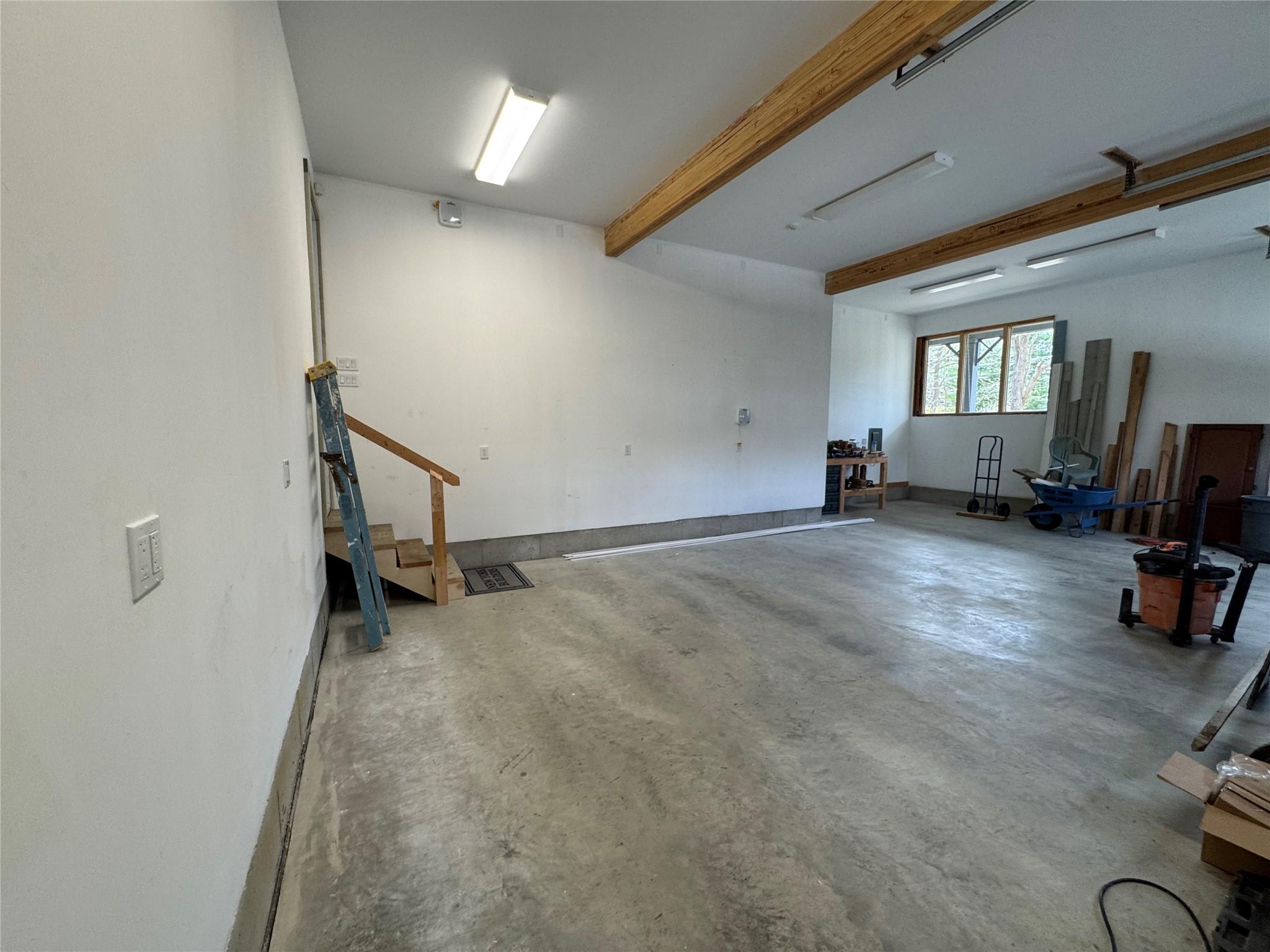 17 Moriches Avenue, East Moriches, New York image 38