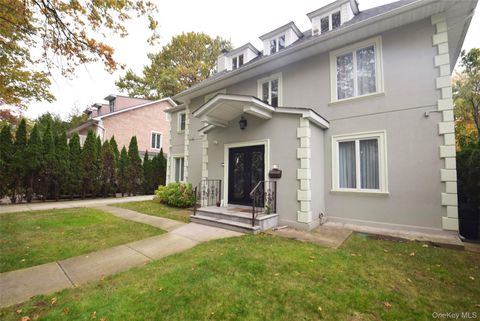 110 82nd Avenue, Kew Gardens, NY 11415 - MLS#: 929096