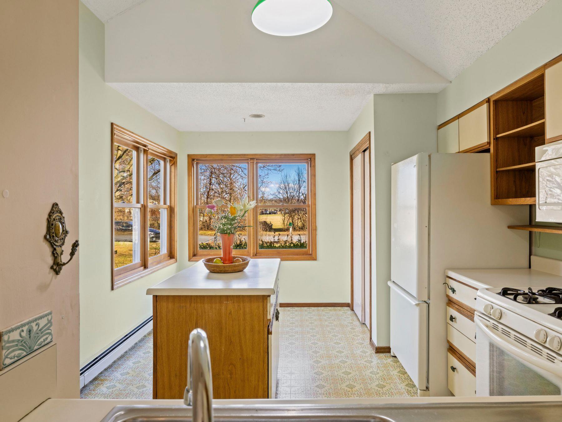 16 Red Maple Road, Saugerties, New York image 8