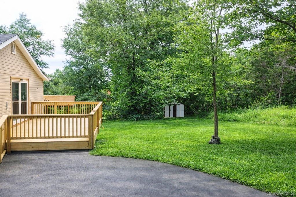 Photo of 2 Crestwood Trail, Monroe, NY 10950 (MLS # 946018)