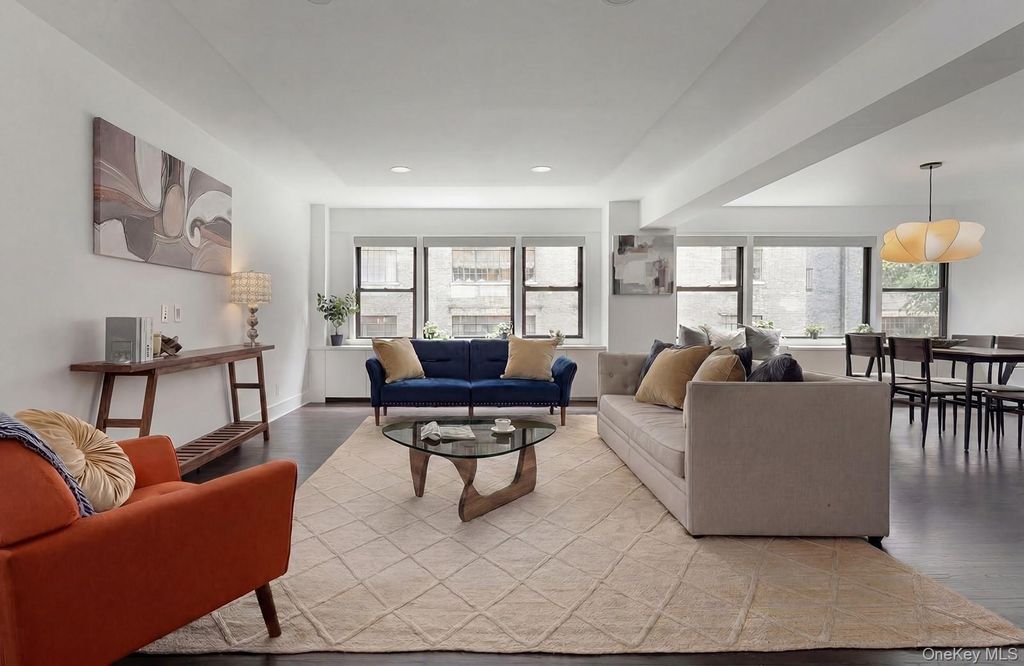 Photo of 55 E 9th Street #3M, New York (Manhattan), NY 10003 (MLS # 999655)
