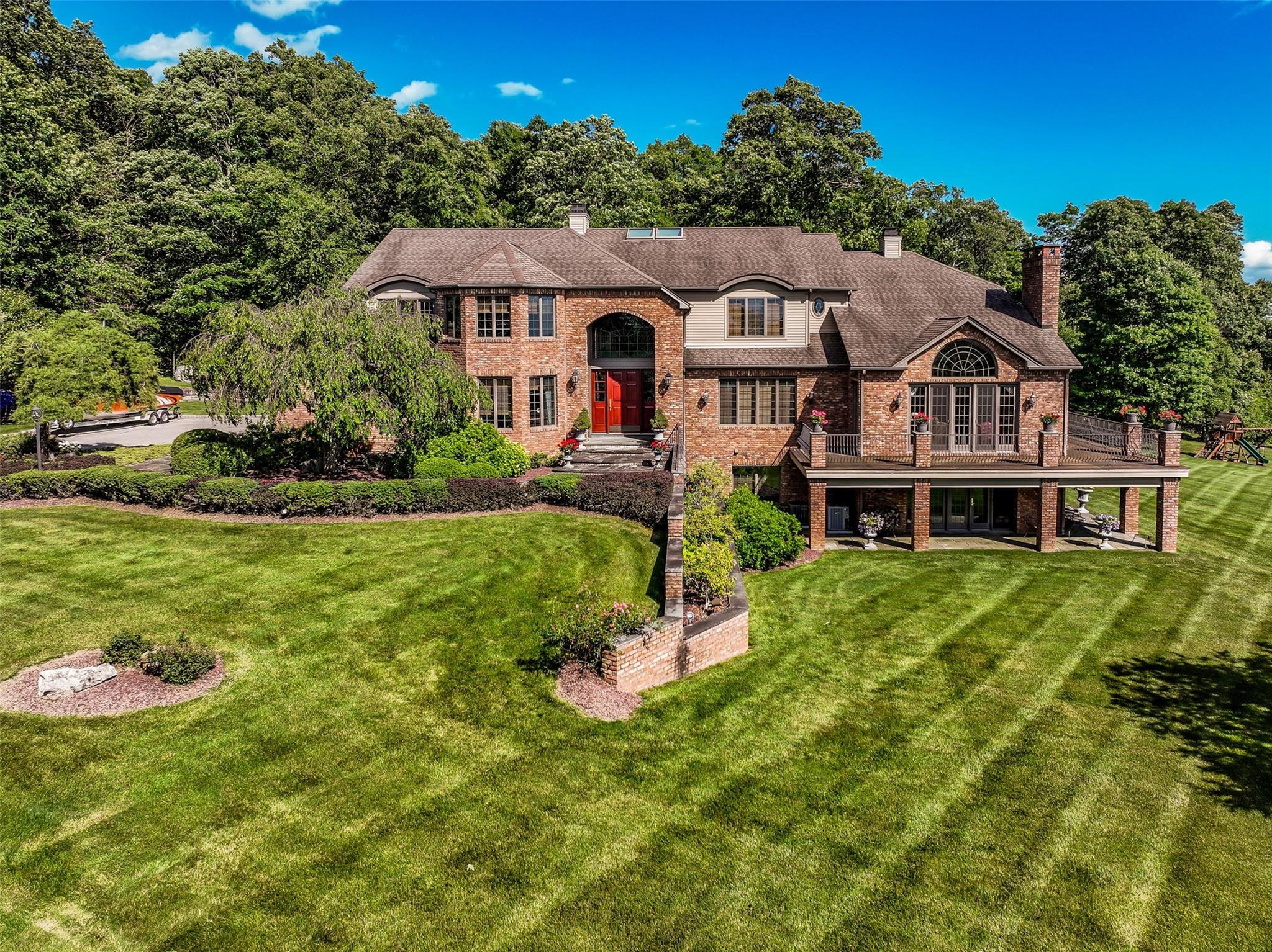 16 Reynwood Drive, Brewster, New York image 3