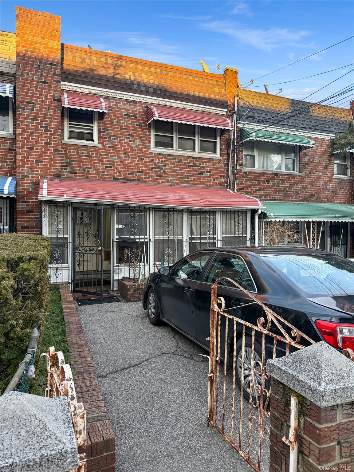 Photo 1 of 6 — 4432 Baychester Avenue, Bronx, NY 10466