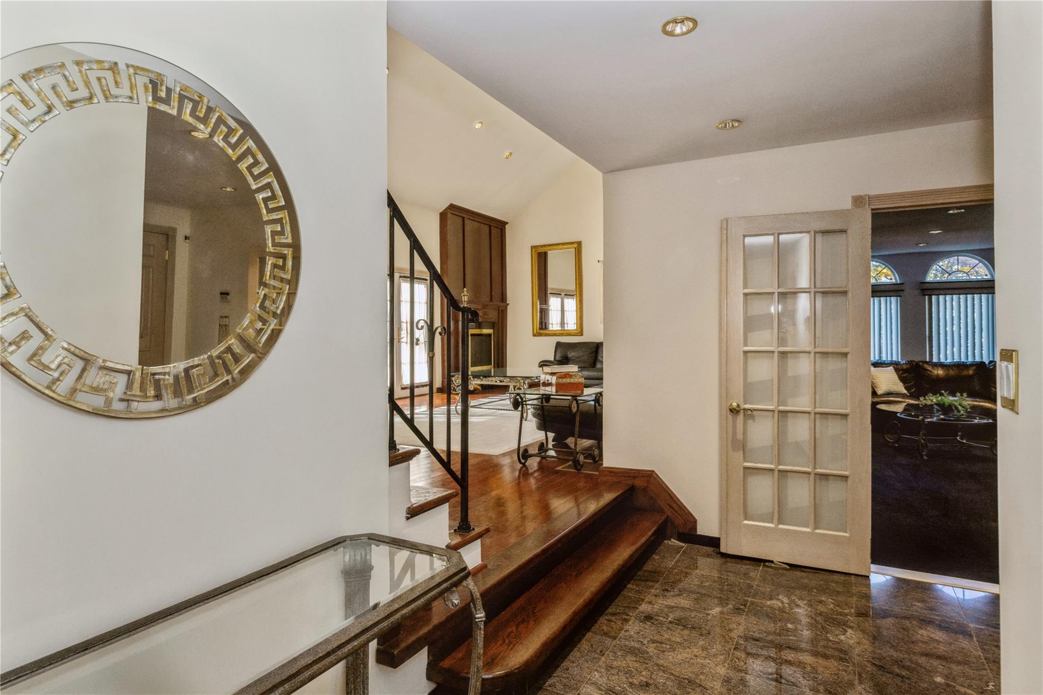 167 Hemlock Road, Manhasset, New York image 8