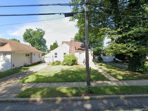 306 Park Avenue Freeport NY 11520