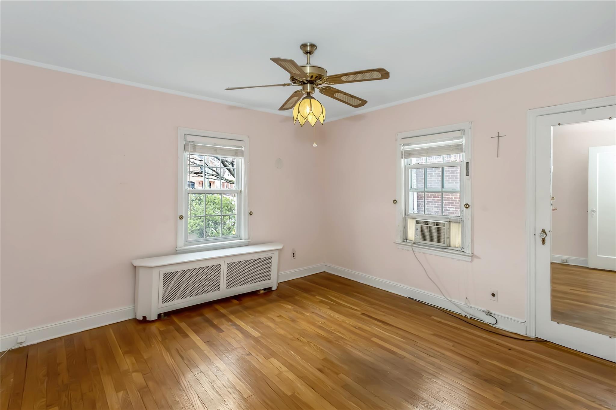 1006 New Hyde Park Road, New Hyde Park, New York image 15