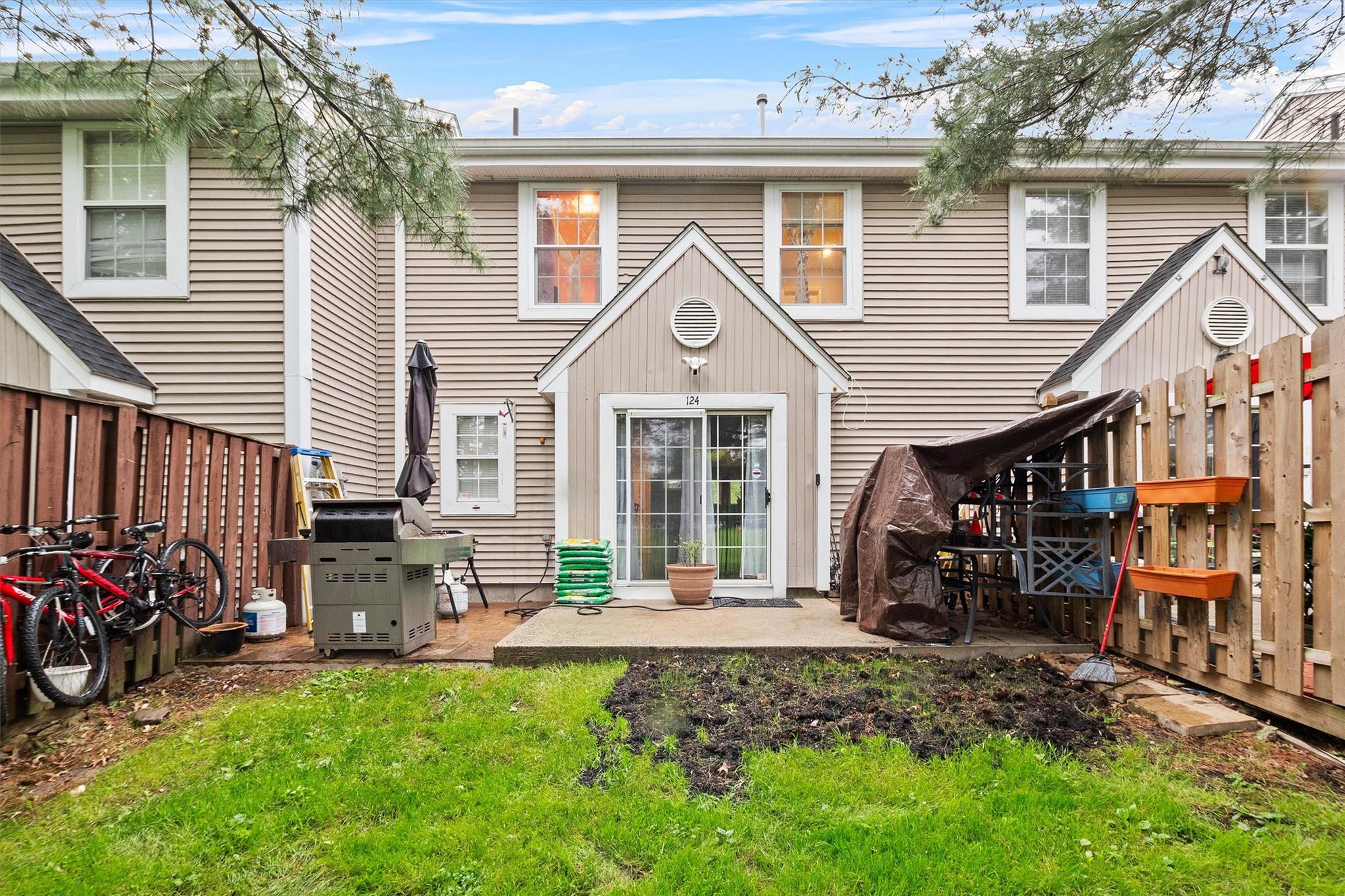 124 Creekside Circle, Spring Valley, New York image 17