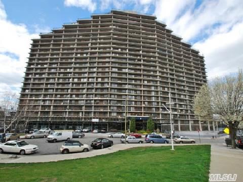 25-40 Shore Boulevard #15N, Astoria, New York image 1
