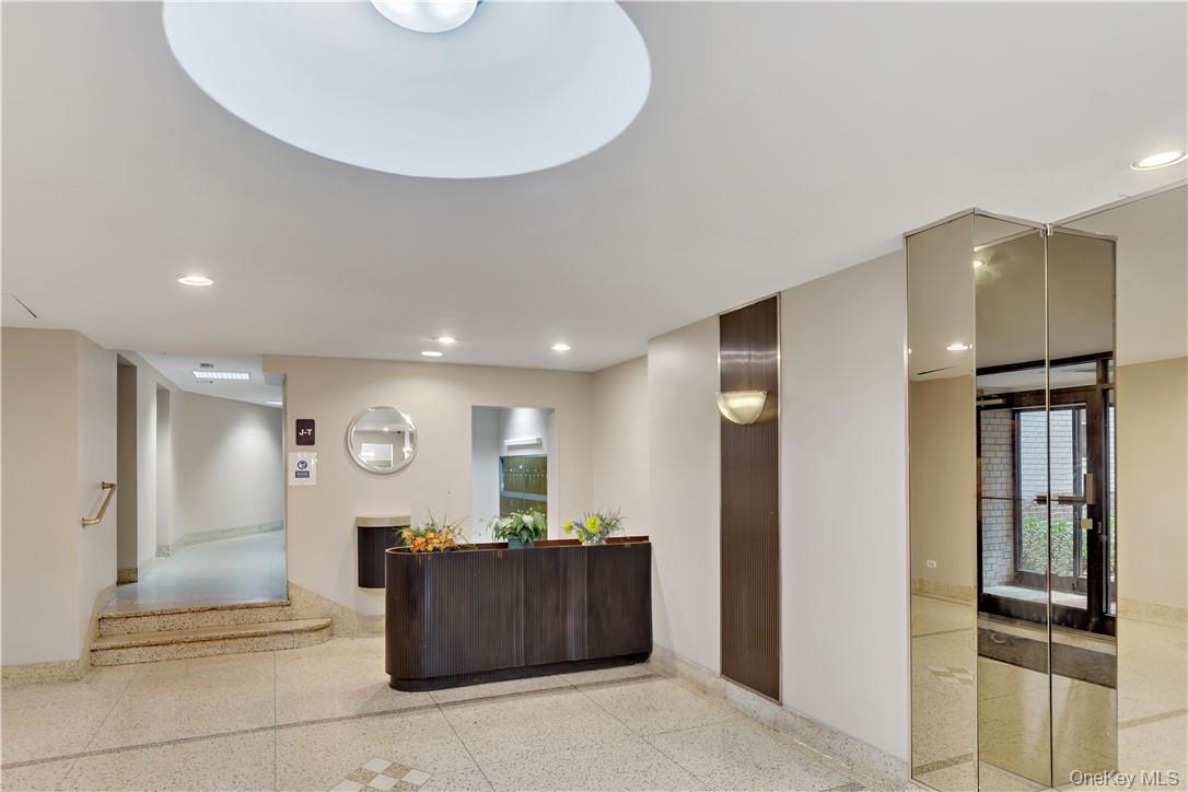 4320 Van Cortlandt Park East 6B