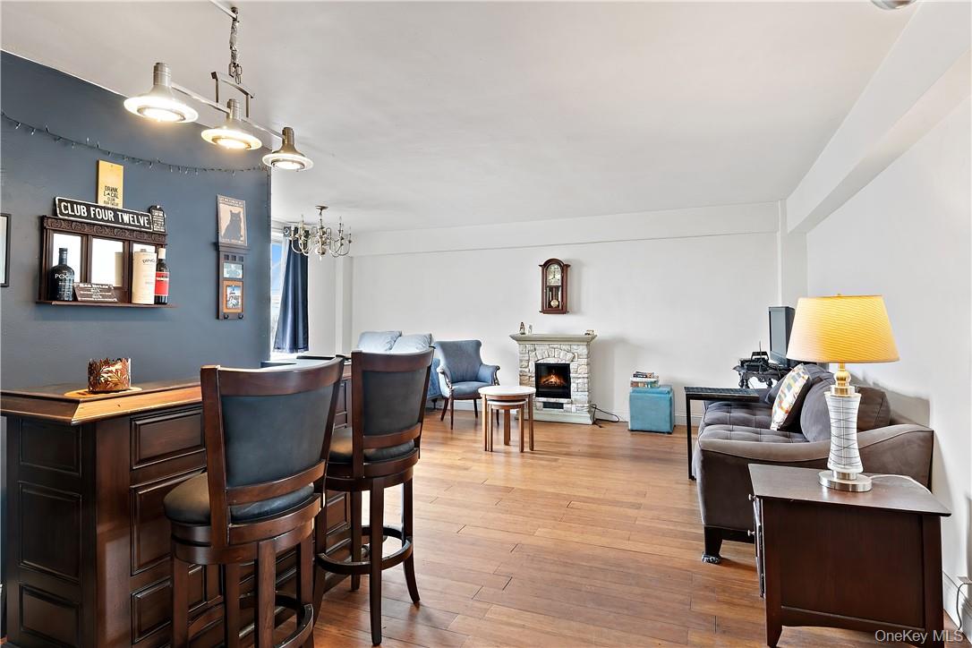 4320 Van Cortlandt Park East 6B