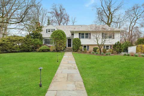 Homes For Sale - 22 Leatherstocking Lane<br/> Scarsdale, NY 10583