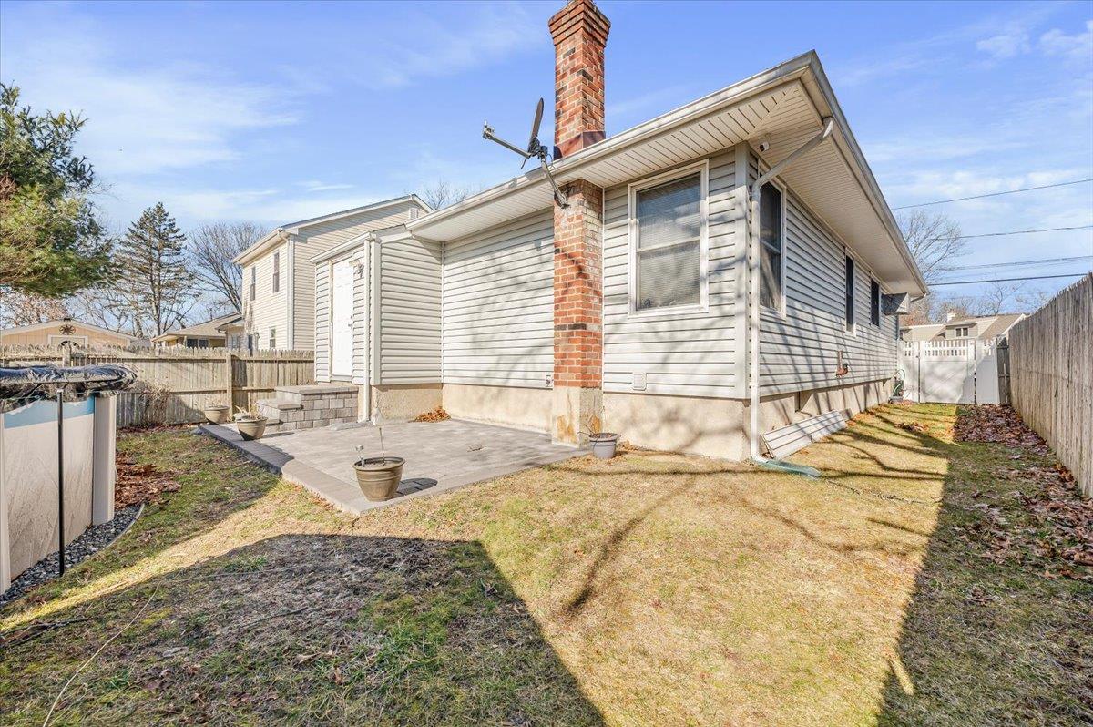 22 Mastic Boulevard, Mastic, New York image 19