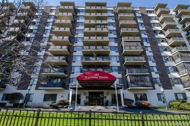 160 Academy Street #3N, Poughkeepsie NY 12601