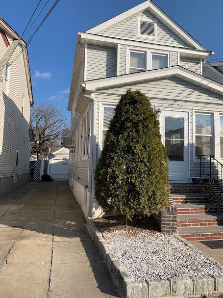 92-55 246th Street, Floral Park, New York image 2