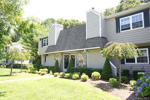 Apartment For Rent - 248 Lake Pointe Drive #164<br/> Middle Island, NY 11953