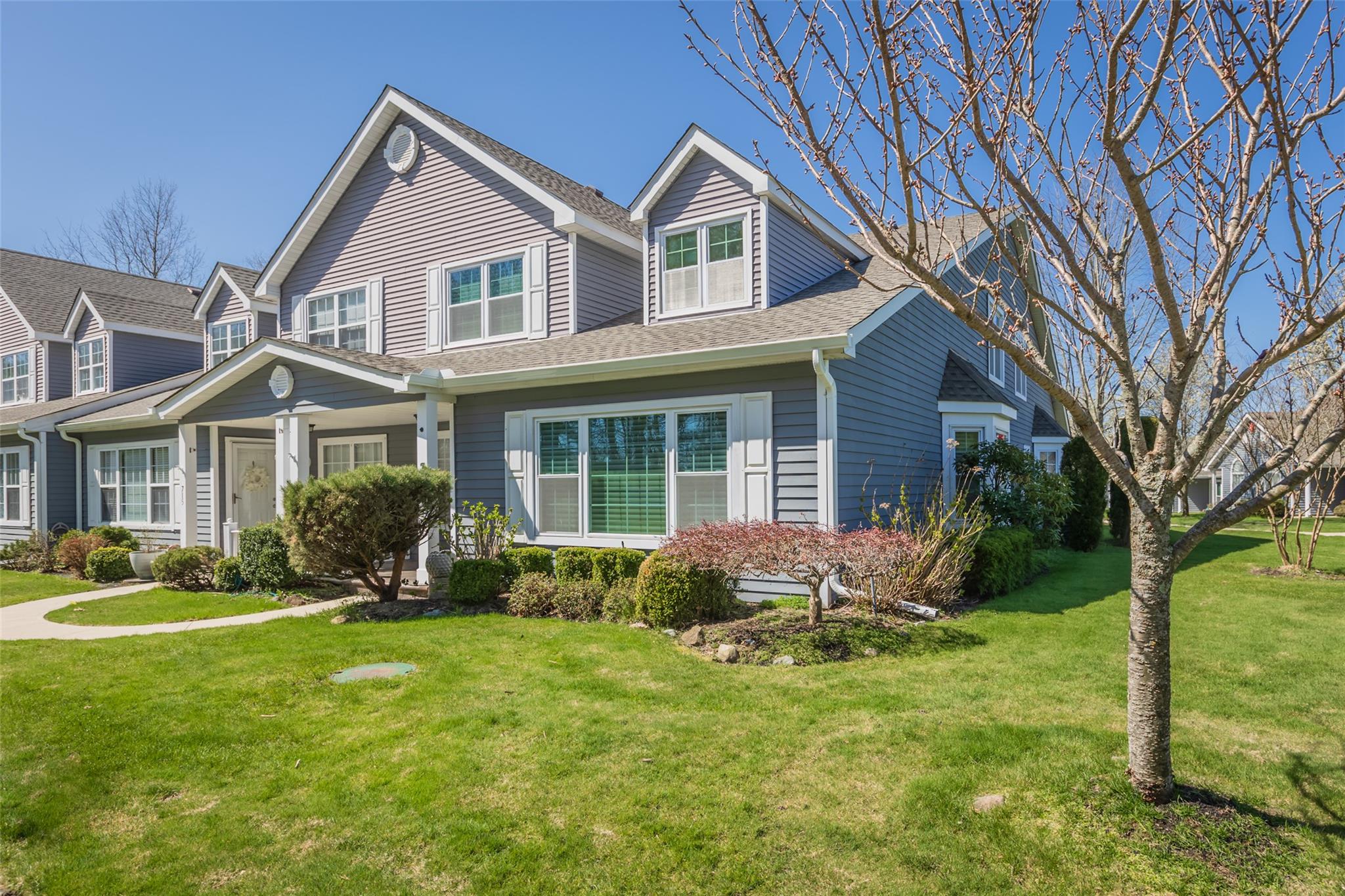 713 Spring Lake Drive, Middle Island, New York image 2
