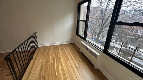 98-10 64th Avenue 3J Rego Park NY 11374