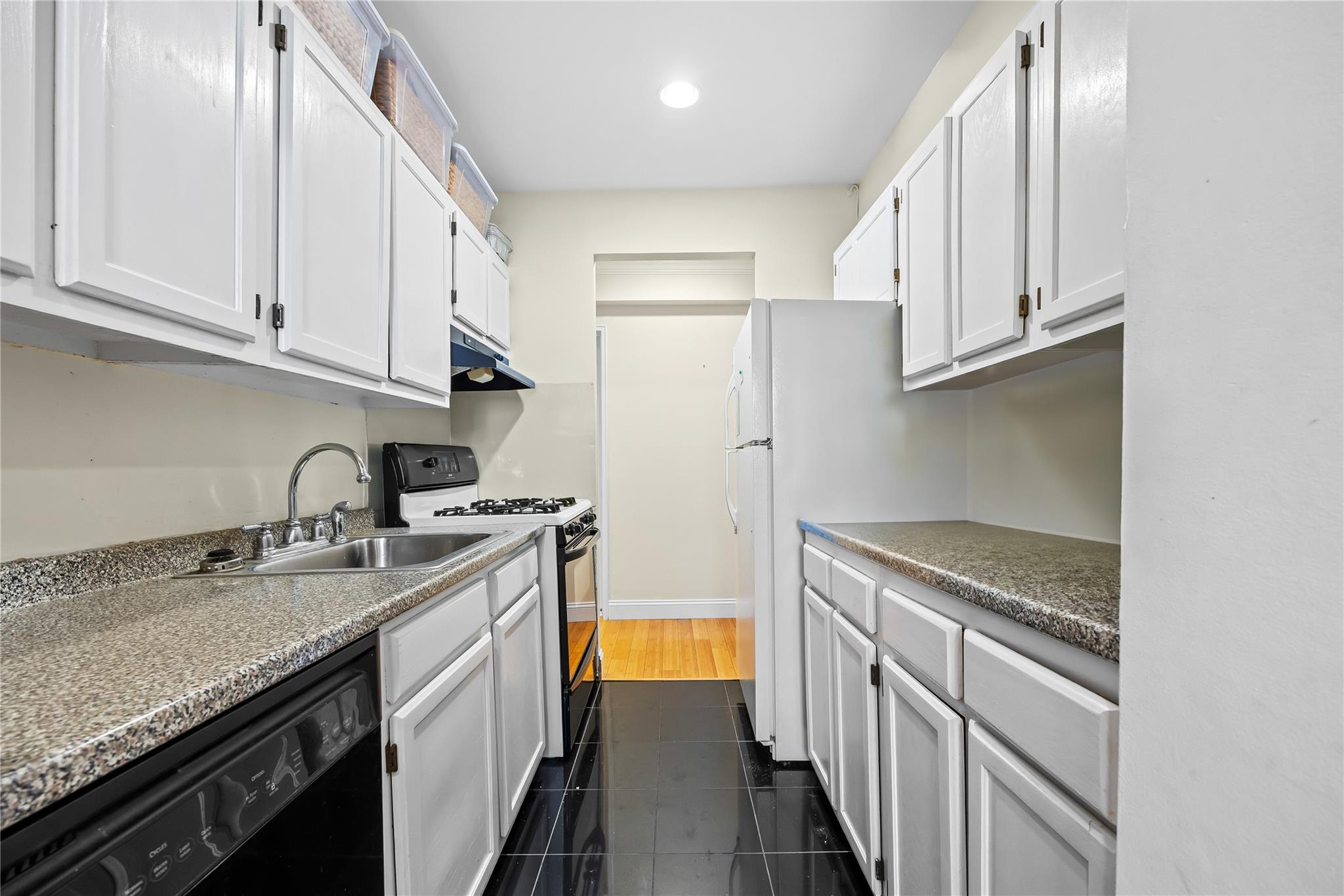 377 N Broadway #402, Yonkers, New York image 4