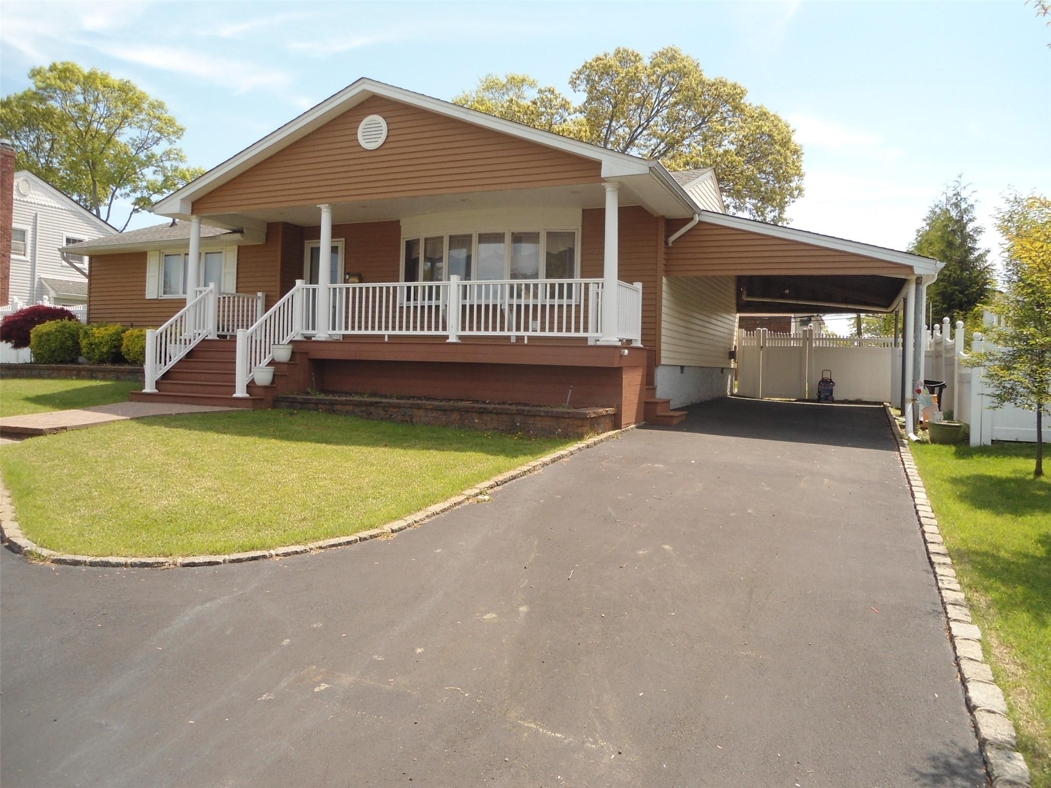 212 Wensley Lane