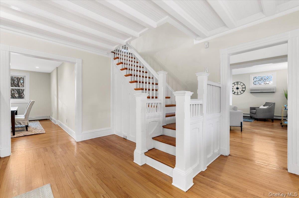 Port Washington, New York 11050, United States, 4 Bedrooms Bedrooms, ,3 BathroomsBathrooms,Residential,Active,253625