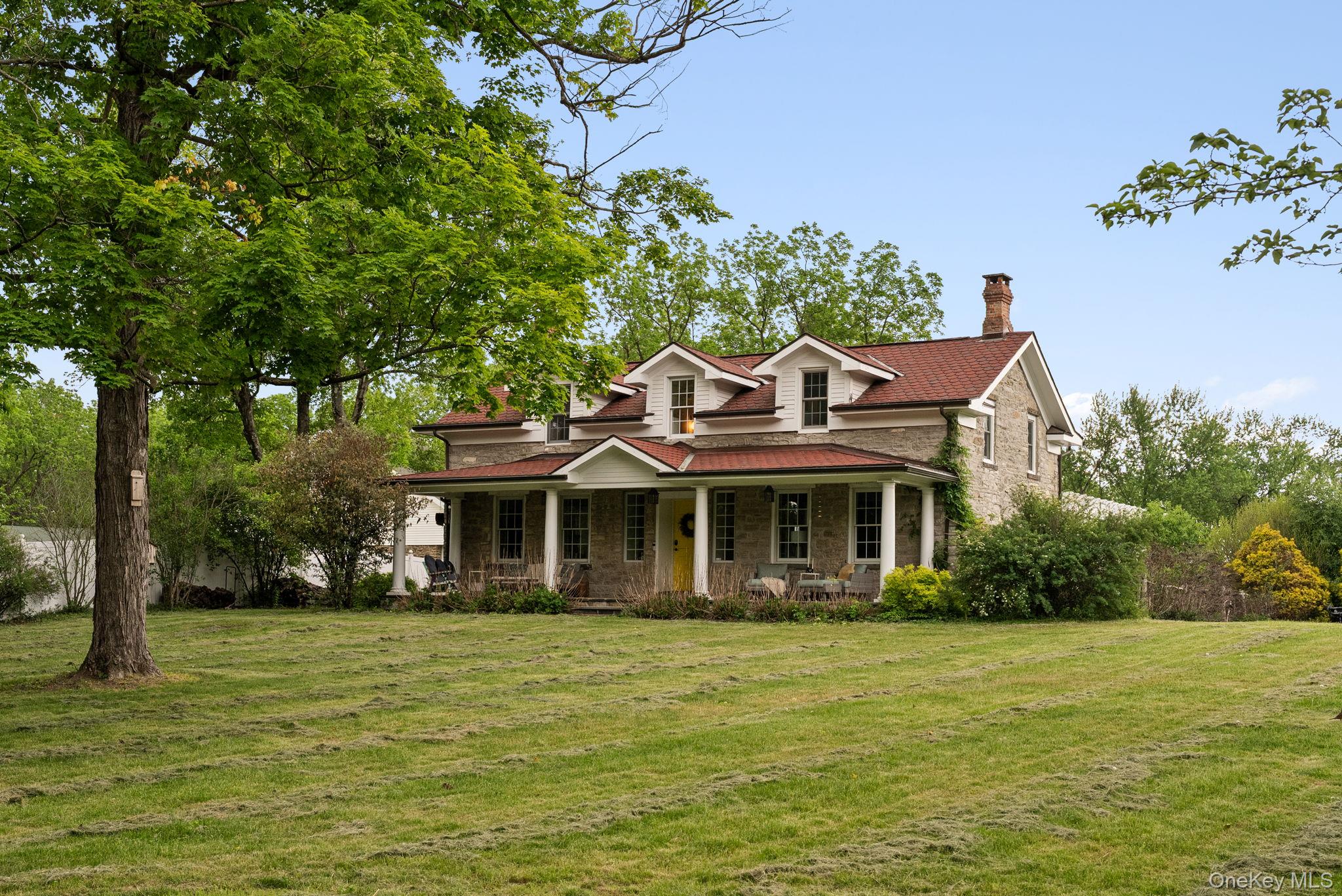 1830 Route 32