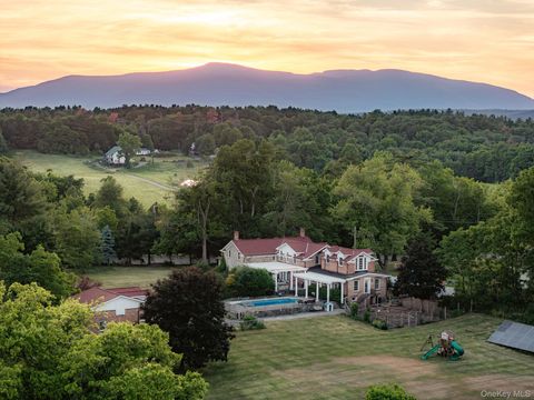 Homes For Sale - 1830 Route 32<br/> Saugerties, NY 12477