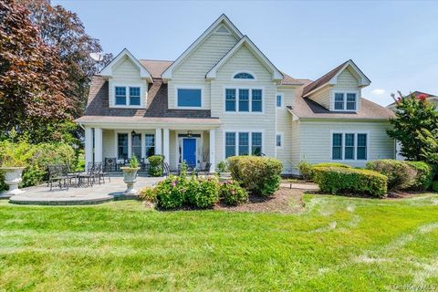 Homes For Sale - 53 Pembroke Drive<br/> Nassau County, Glen Cove, NY 11542