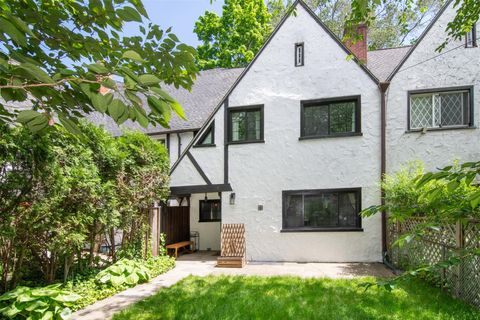6 Pell Place, Pelham, NY 10803 - MLS#: 861887