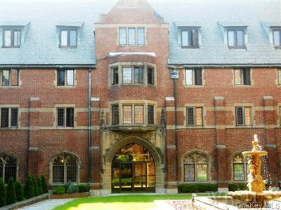 203 Chateau Rive 203