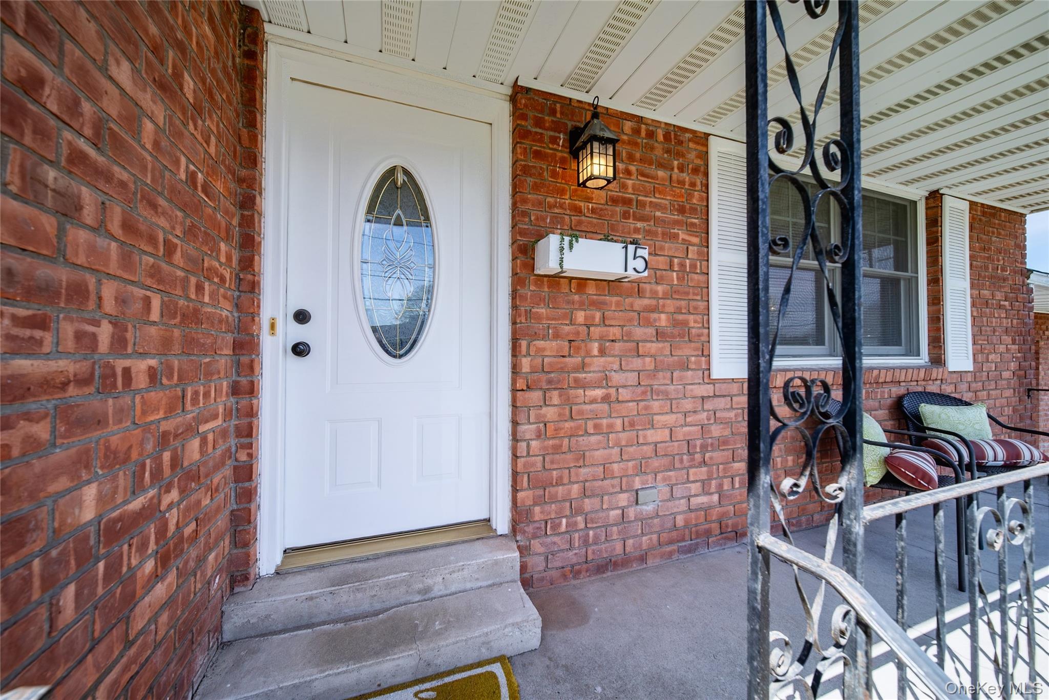 15 Plenty Street