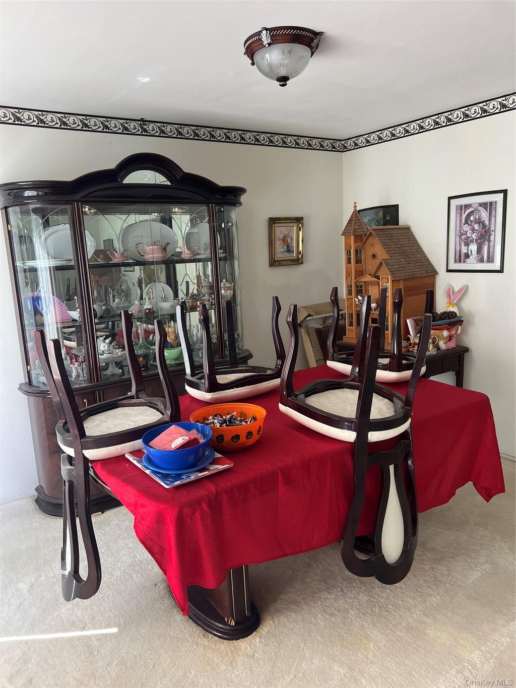 Photo of 82 Chestnut Street, Mount Sinai, NY 11766 (MLS # 1039282)