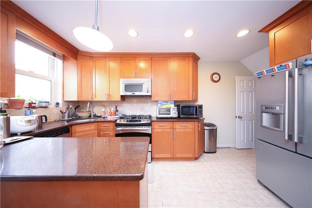 2077 Kimball Street, Brooklyn, New York image 9