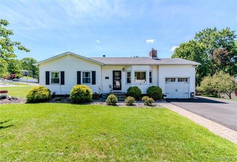 Photo of 1 Patriot Lane, Washingtonville, NY 10992 (MLS # 1028815)