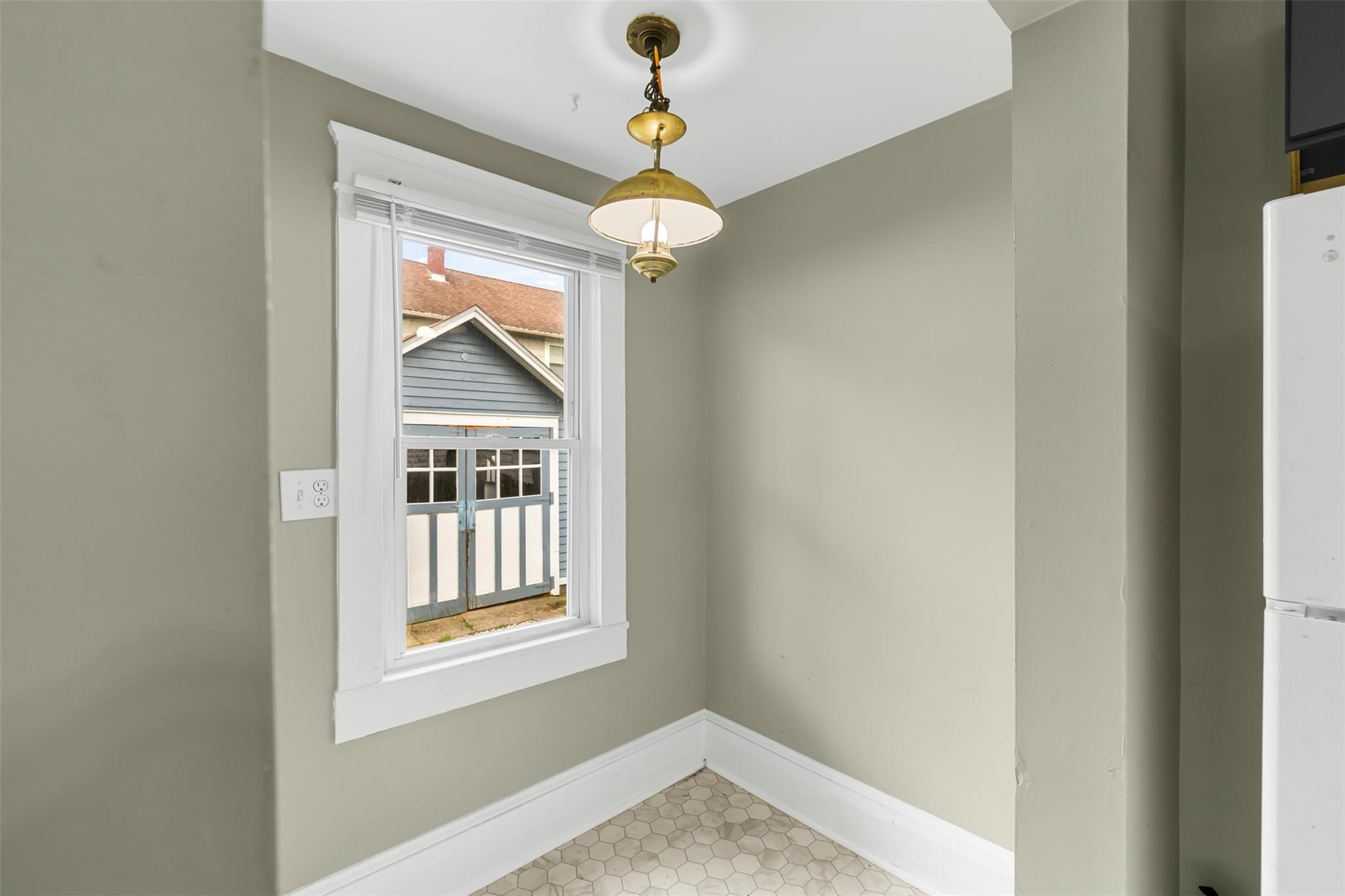 39 Pine Street, Kingston, New York image 17
