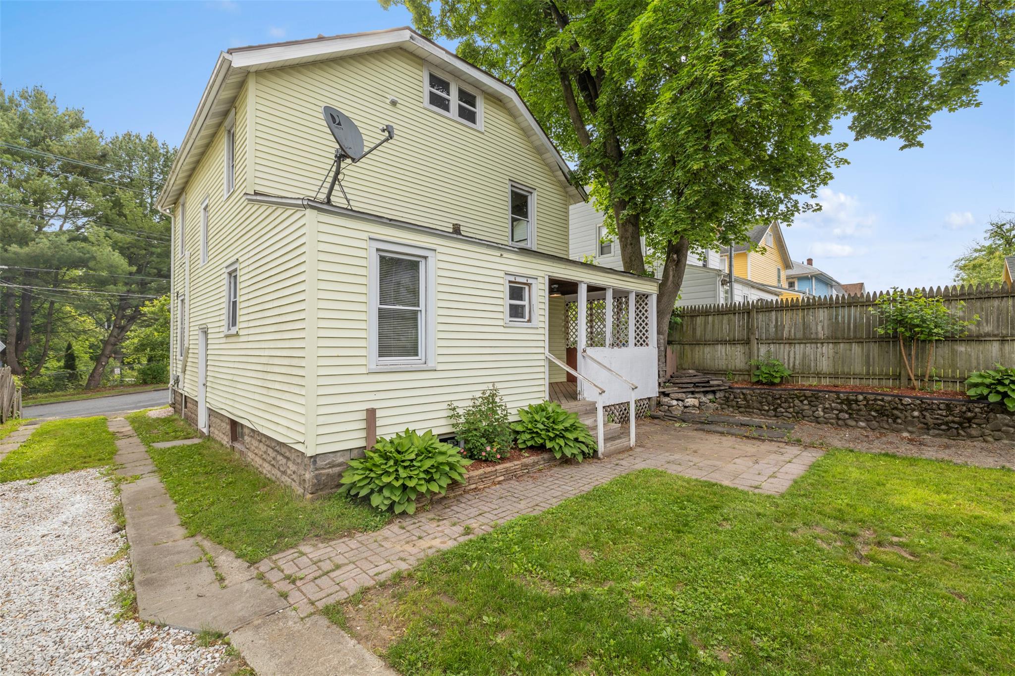 39 Pine Street, Kingston, New York image 29