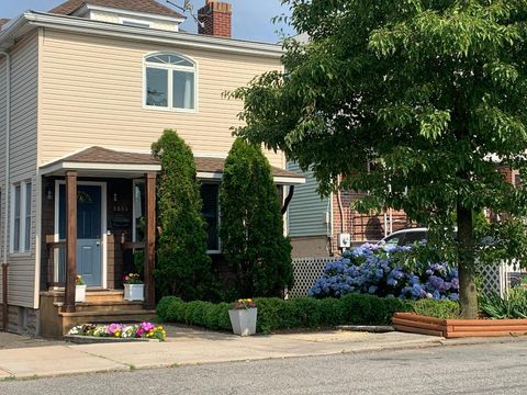 1615 Bayview Avenue, New York, NY 10465 - #: 836788